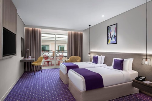 King or Twin Studio Near Mazaya Shopping Centre 1 Luxury Bookings