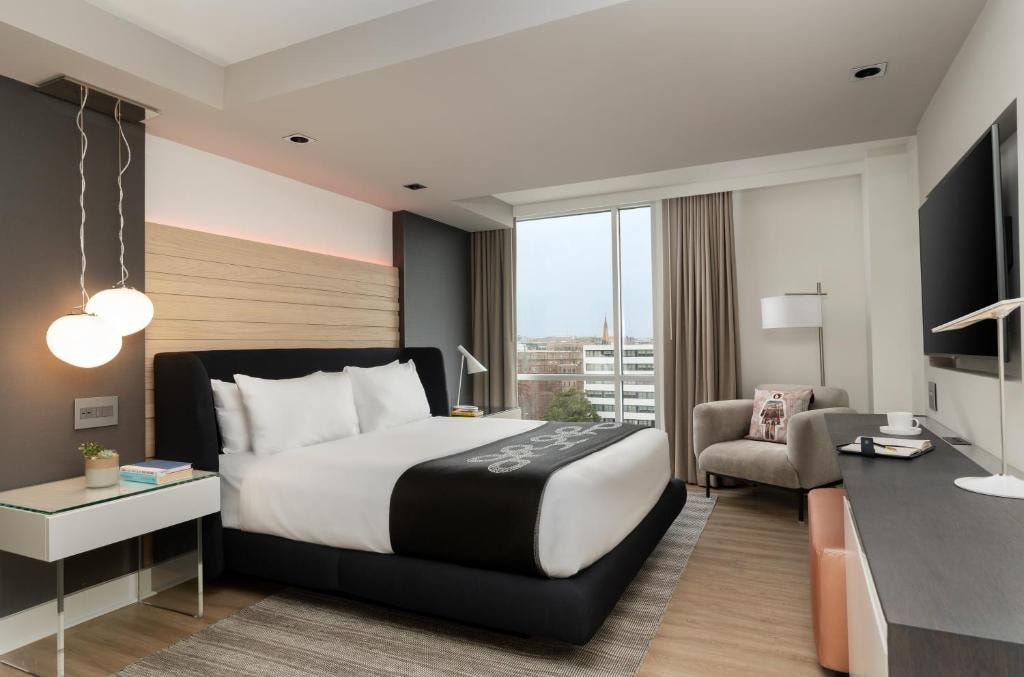 King City View Near Thomas Circle Park WDC Luxury Bookings