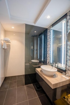 Standard Room Near Golf City By Luxury Bookings 4 Luxury Bookings