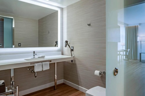 Guest Room Near Council of Teaching Hospitals WDC 7 Luxury Bookings