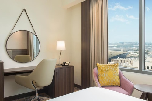 Standard King or Twin Room Near DXB Airport 1 Luxury Bookings