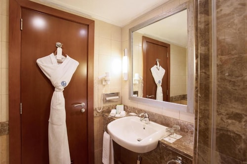 Classic Studio Near by al Nahyan Stadium 4 Luxury Bookings