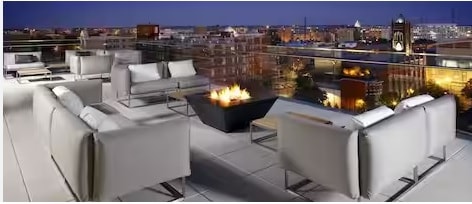 Studio Queen Near Charity Donation Foundation WDC 11 Luxury Bookings