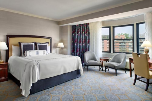 Deluxe Room Near Robert's Restaurant WDC Luxury Bookings