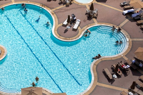 Deluxe Room Near Robert's Restaurant WDC 9 Luxury Bookings