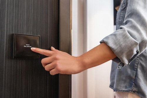 King Room Near Freedom Tower Metromover MIA 5 Luxury Bookings