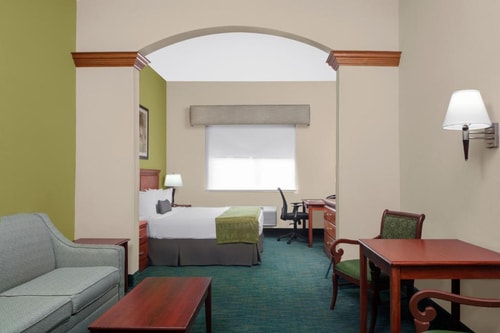 King Room Near Tech Led Wall MIA 2 Luxury Bookings