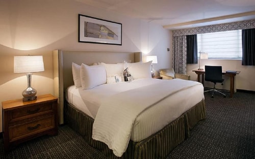 Deluxe King Room Near US Department of State WDC 1 Luxury Bookings