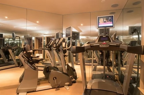 Queen Room Near West Wing Cafe WDC 10 Luxury Bookings