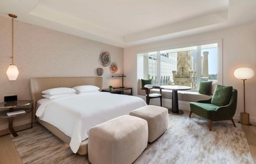 King Room Near Loyola University CHI 1 Luxury Bookings