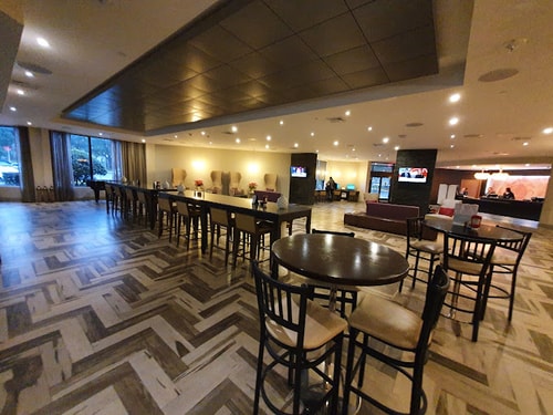 King Room Near Mobile Culture ORL 7 Luxury Bookings