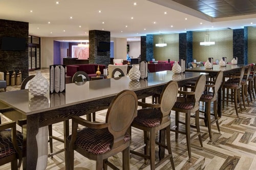 King Room Near Mobile Culture ORL 11 Luxury Bookings