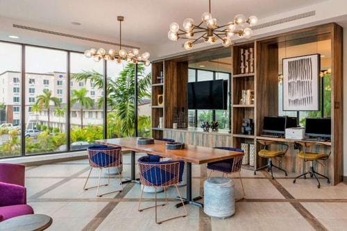 King Room Near Ram Air Sales MIA 12 Luxury Bookings