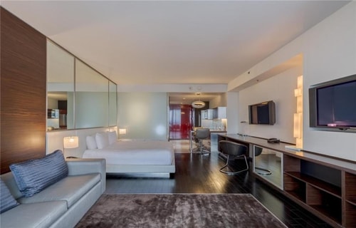 Studio Room Near Machine Guns Vegas LAS 3 Luxury Bookings