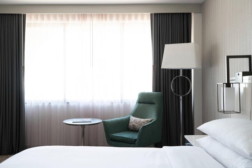 King Room Near DC Office WDC 3 Luxury Bookings