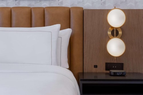 King Room Near The Nail Palace LAS 2 Luxury Bookings