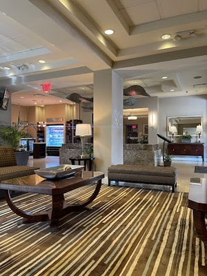 King Room Near Scandalous Artistry Salon ORL 9 Luxury Bookings