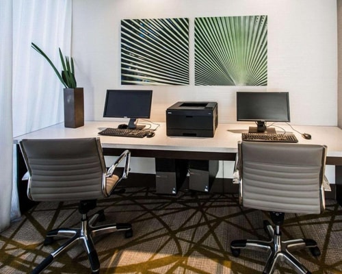 King Suite Near Royal Movers Miami Broward 9 Luxury Bookings