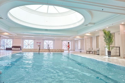 King Room with City View Near Sidney Garber CHI 6 Luxury Bookings