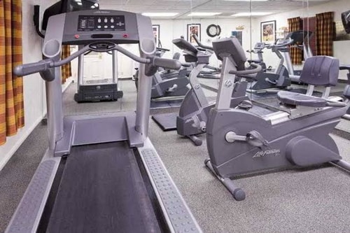 1 Bedroom Queen Suite Near ABC Fine Wine ORL 14 Luxury Bookings