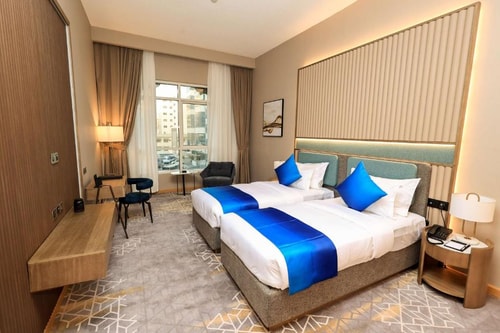 Premier King Room Near By Al Dana Centre 1 Luxury Bookings