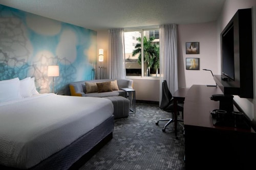 King Room Near First Horizon Bank MIA Luxury Bookings
