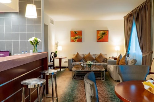 Suite Room Near Dhabi Health Club 18 Luxury Bookings