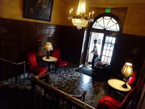 King Room Near Foggy Bottom GWU Metro station WDC 7 Luxury Bookings