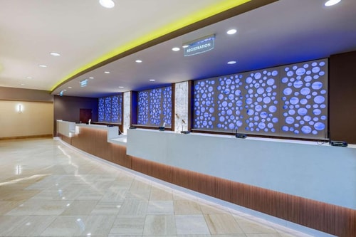 King Deluxe Suite Near Polo Towers LAS 8 Luxury Bookings