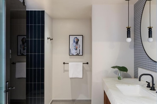 King Room Near Embassy of Republic of Serbia WDC 2 Luxury Bookings