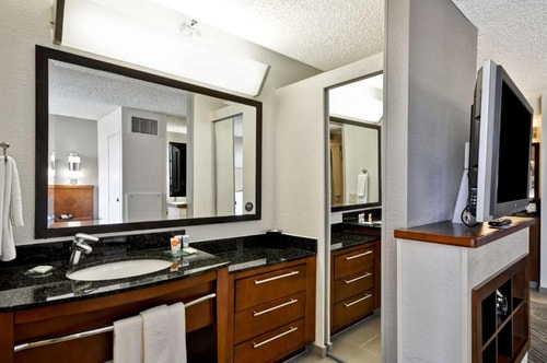 King Room Near Intramural Field LAS 5 Luxury Bookings