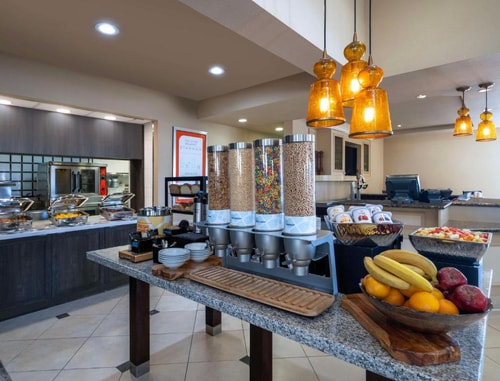 King Room Near Tesla Destination Charger LAS 12 Luxury Bookings