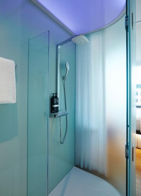 King Room Near DC Medical Examiner WDC 8 Luxury Bookings