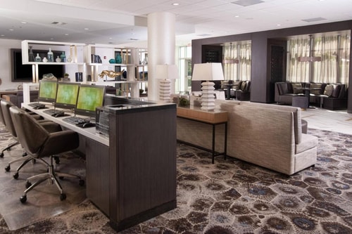 King Room Near Coral Gables Museum MIA 9 Luxury Bookings