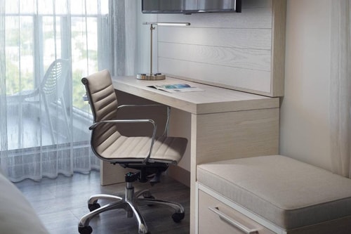 King Room Near The Fresh Market MIA 1 Luxury Bookings