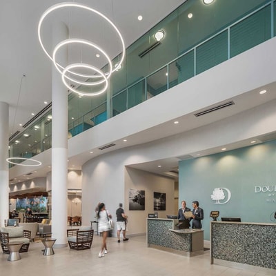 King Room Near White Cap MIA 3 Luxury Bookings