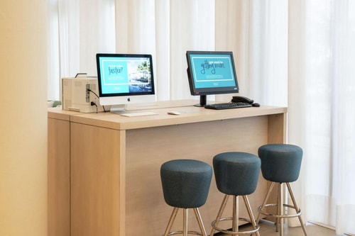 King Room Near White Cap MIA 11 Luxury Bookings