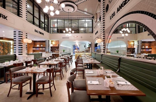 Family Room Near Marshalls Department Store MIA 2 Luxury Bookings