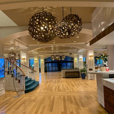 Queen Room Near Avis Car Rental ORL 3 Luxury Bookings