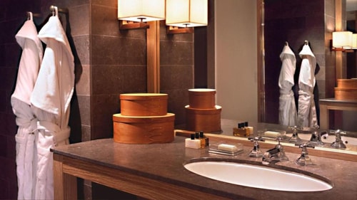 Junior Suite Near The Gallery WDC 3 Luxury Bookings