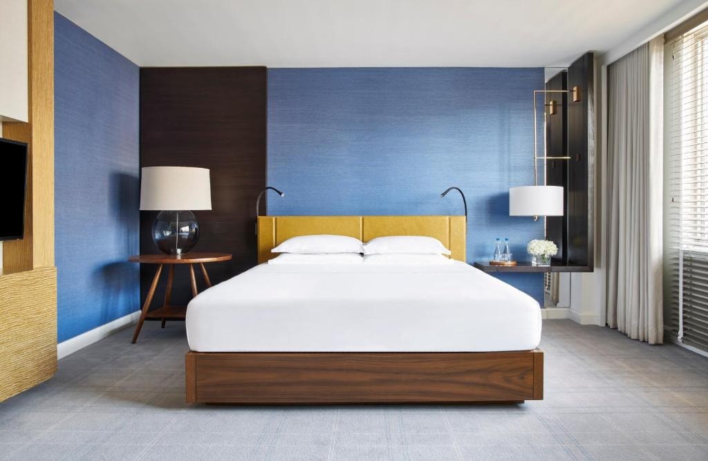 Junior Suite Near The Gallery WDC Luxury Bookings
