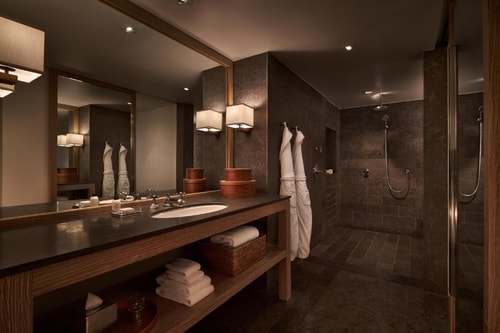Junior Suite Near The Gallery WDC 2 Luxury Bookings
