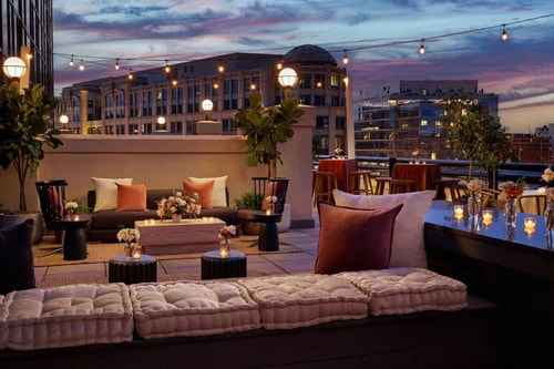 King Room with Park View Near Stone garden WDC 11 Luxury Bookings