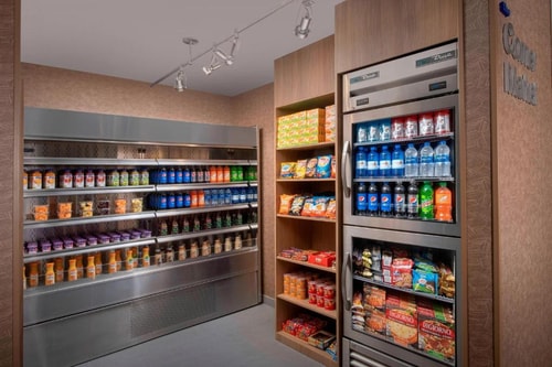 King Suite with Sofa Bed Near T Mobile  MIA 8 Luxury Bookings