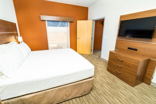Standard Room Near Dominic Ricciard LAS 1 Luxury Bookings