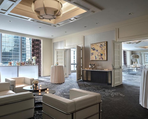 King Room Near Simpson Park  MIA 4 Luxury Bookings