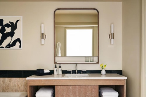 King Room Near Simpson Park  MIA 3 Luxury Bookings