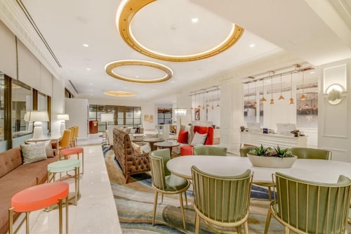 Classic King Room Near Museum of the Bible WDC 8 Luxury Bookings