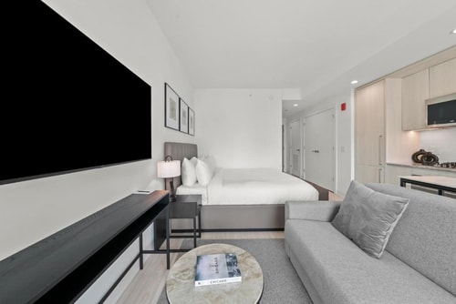 Level Suite Near K2 Apartments Dog Park CHI 2 Luxury Bookings