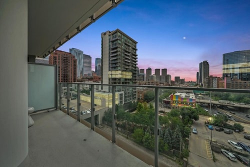 Level Suite Near K2 Apartments Dog Park CHI 14 Luxury Bookings